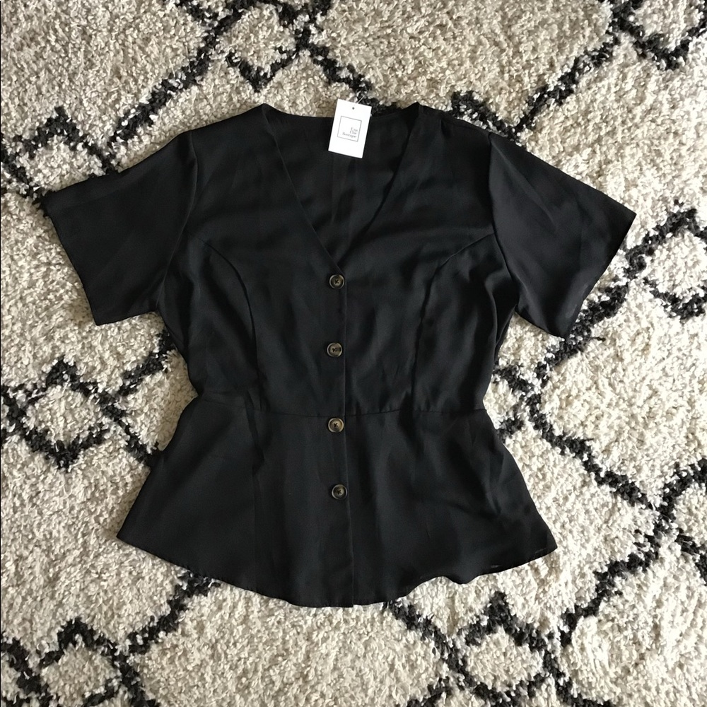 House of Tory Plus Size Blouse - Picture 3 of 6